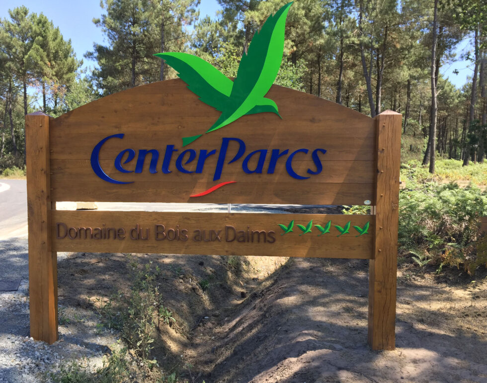 signaletique touristique sur mesure parcs de loisirs bois center parcs