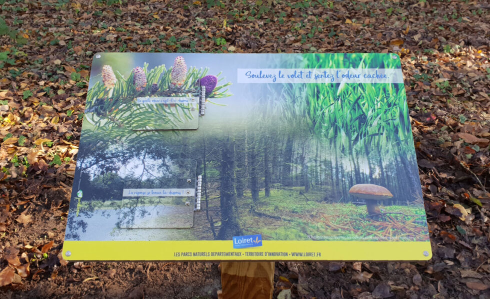 AD production sentier sensoriel nature panneau sur mesur odeur à reconnaitre signaletique touristique