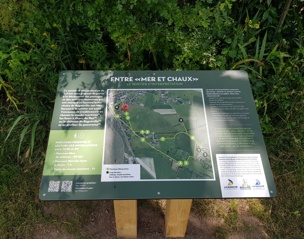 panneau information touristique bois sentier interprétation chateau ens la manche