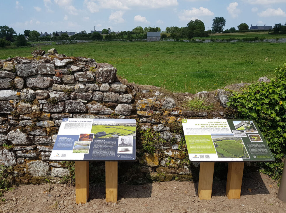 signaletique touristique bois sentier interprétation chateau ens la manche