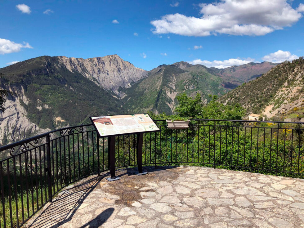 signaletique touristique metal sentiers Alpes