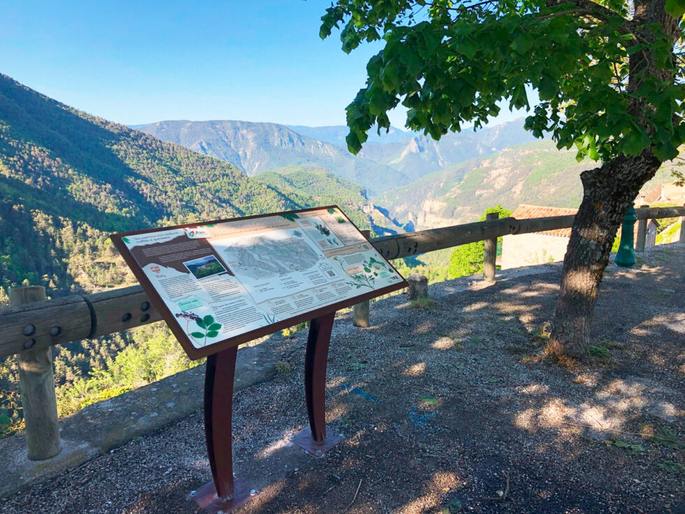 panneau touristique signaletique metal