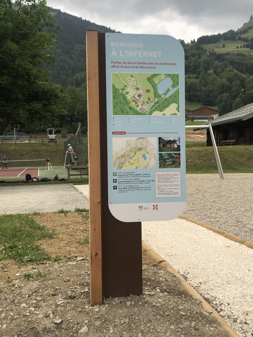 TOTEM_ACCUEIL-HAUTELUCE