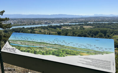 Une vue panoramique sur les hauteurs de la Vallée du Rhône  (07)