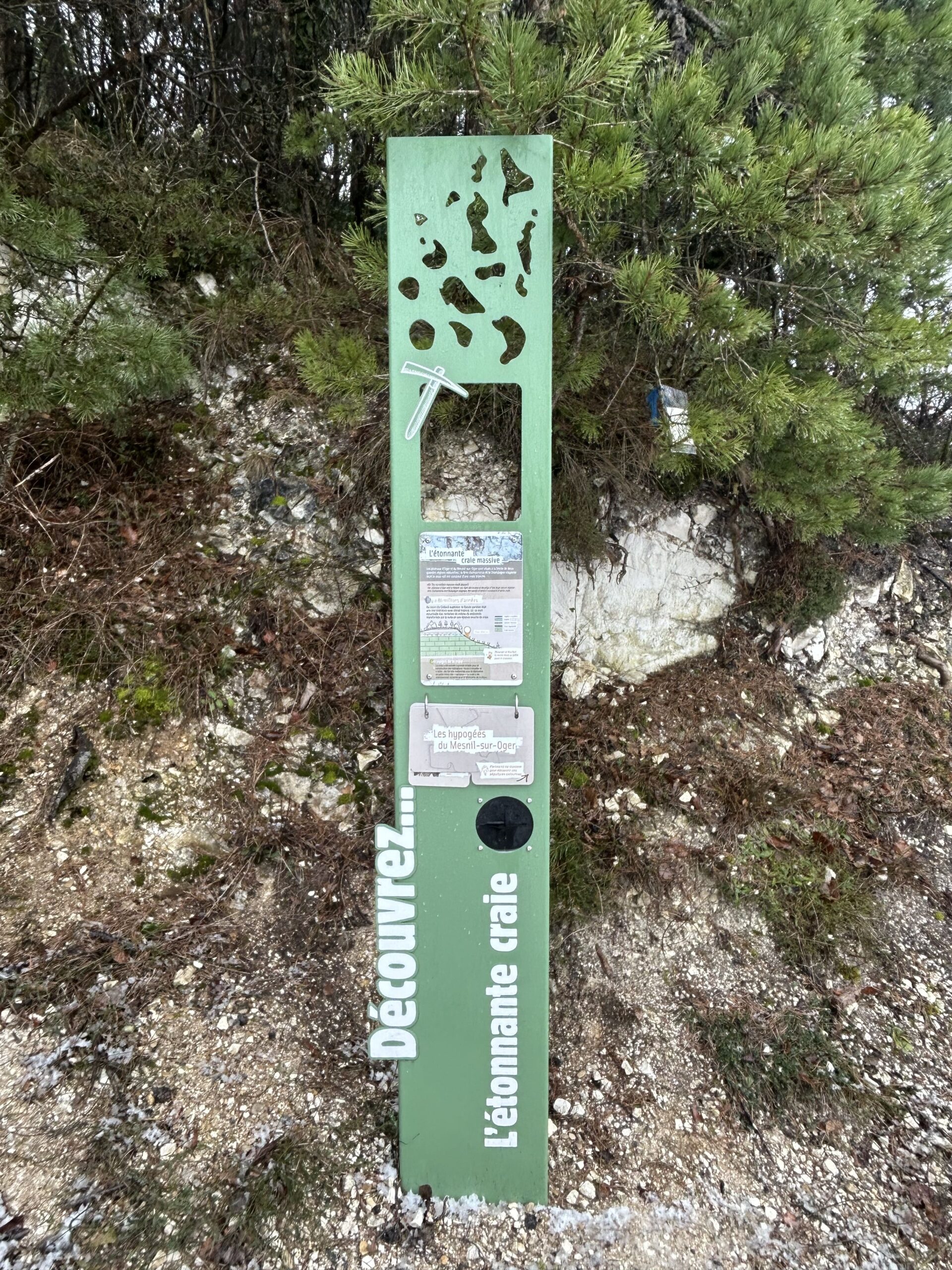 Totem métal CEN Champagne Ardenne