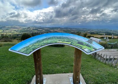 Table de lecture demi-lune
