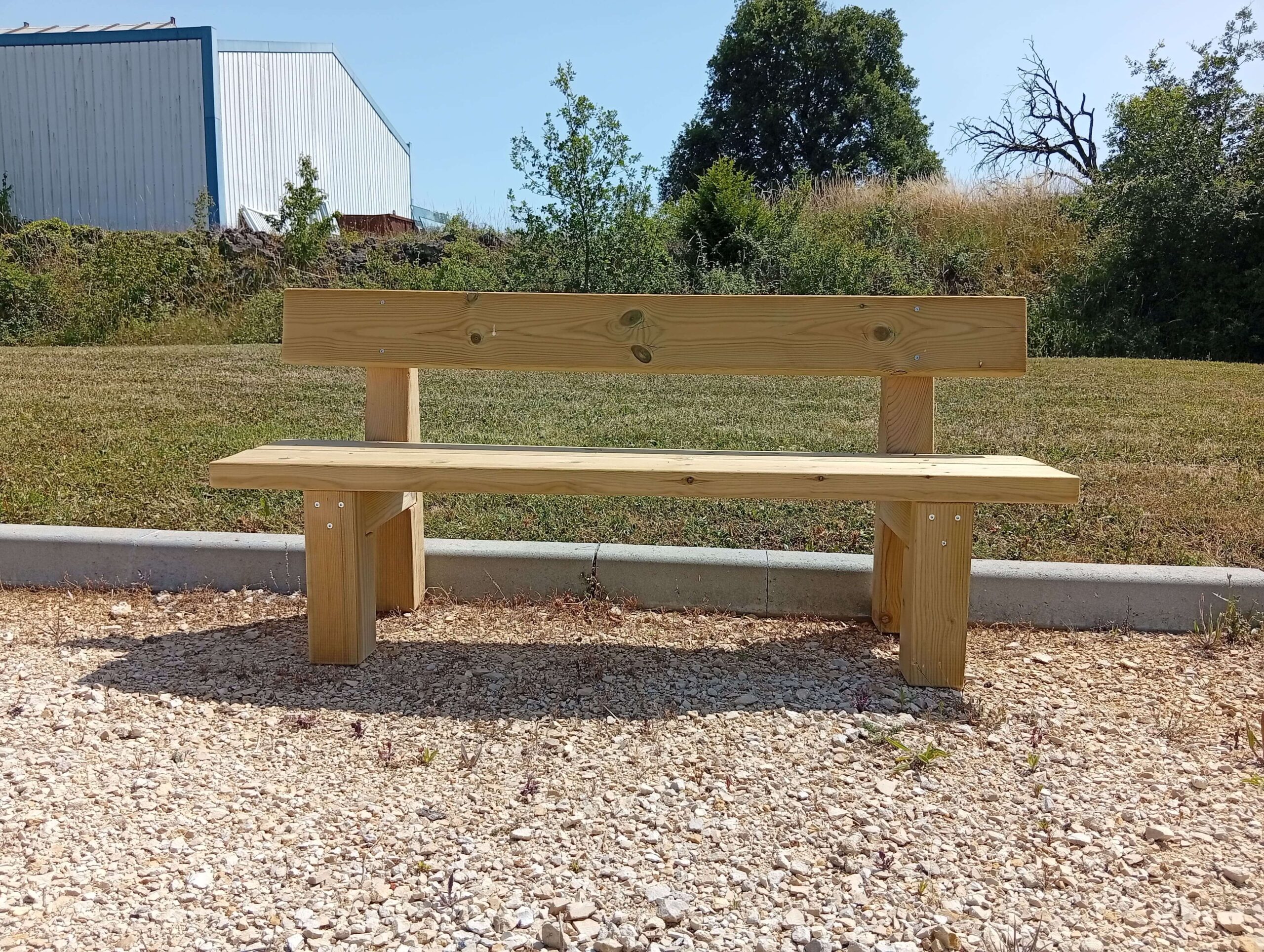 Banc extérieur en bois pour enfant