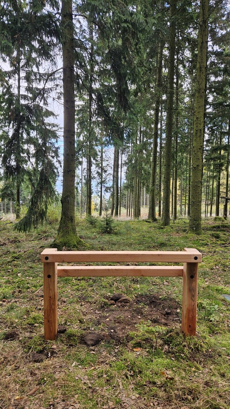 Mobilier touristique assis debout sur mesure